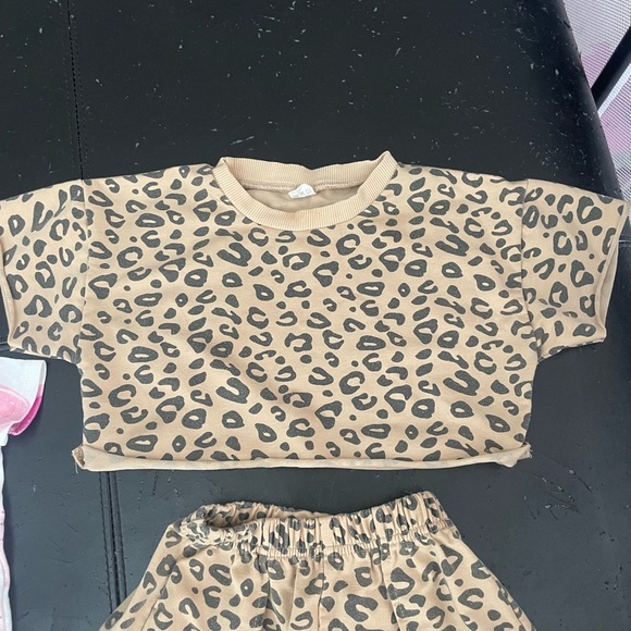 Carter's Tan Leopard and Pink Fruit Kids Matching Set - Picture 4 of 5